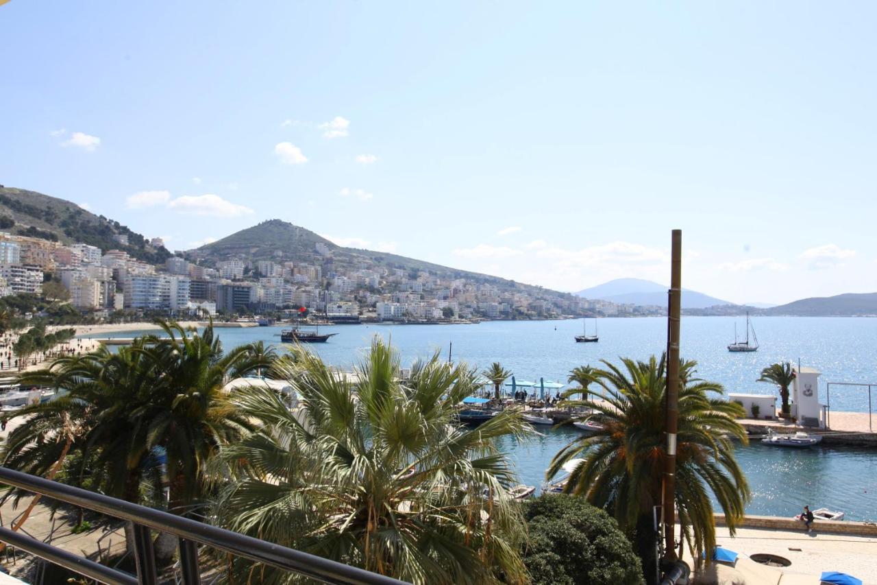 Hotel Real Sarandë Esterno foto