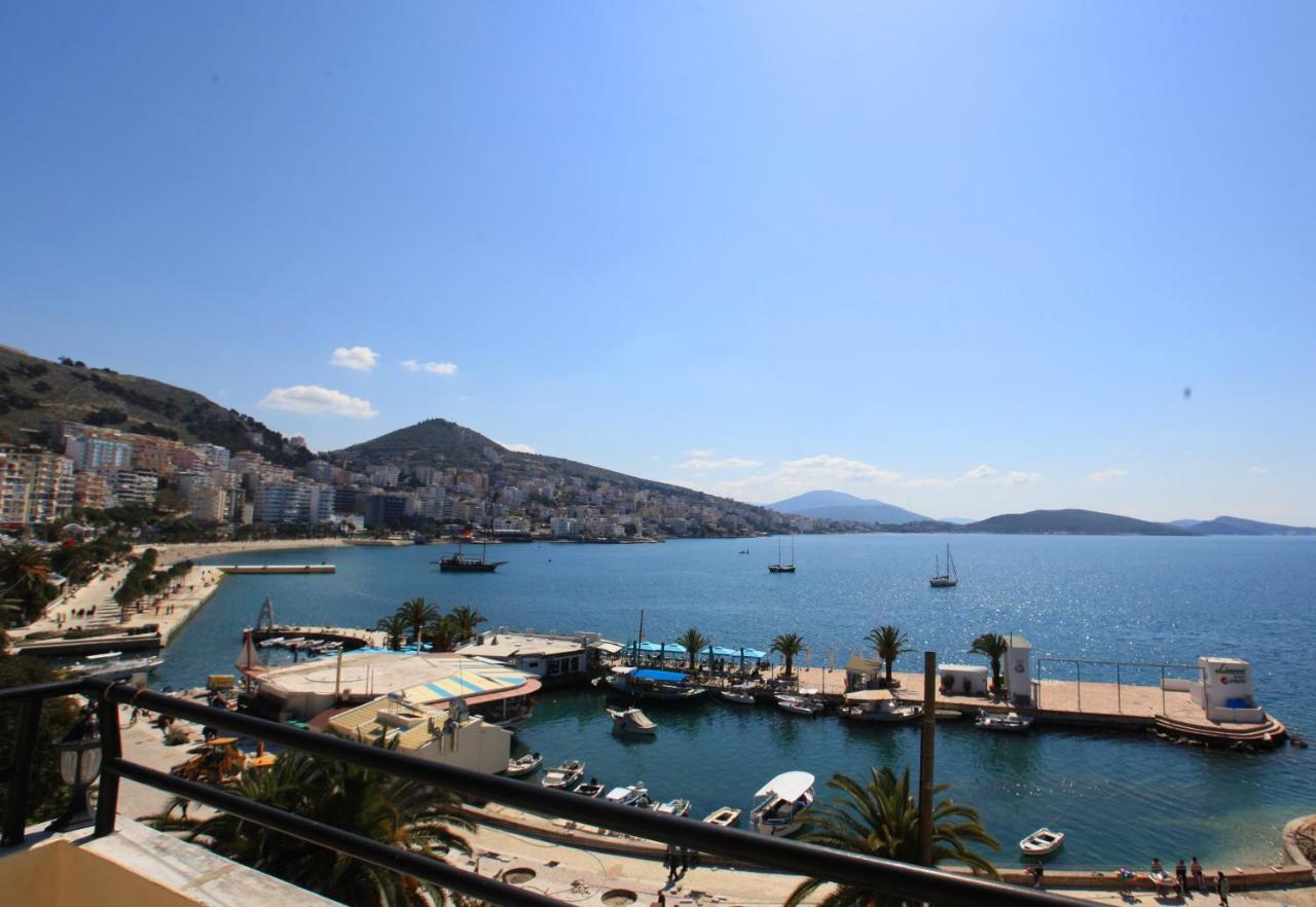 Hotel Real Sarandë Esterno foto