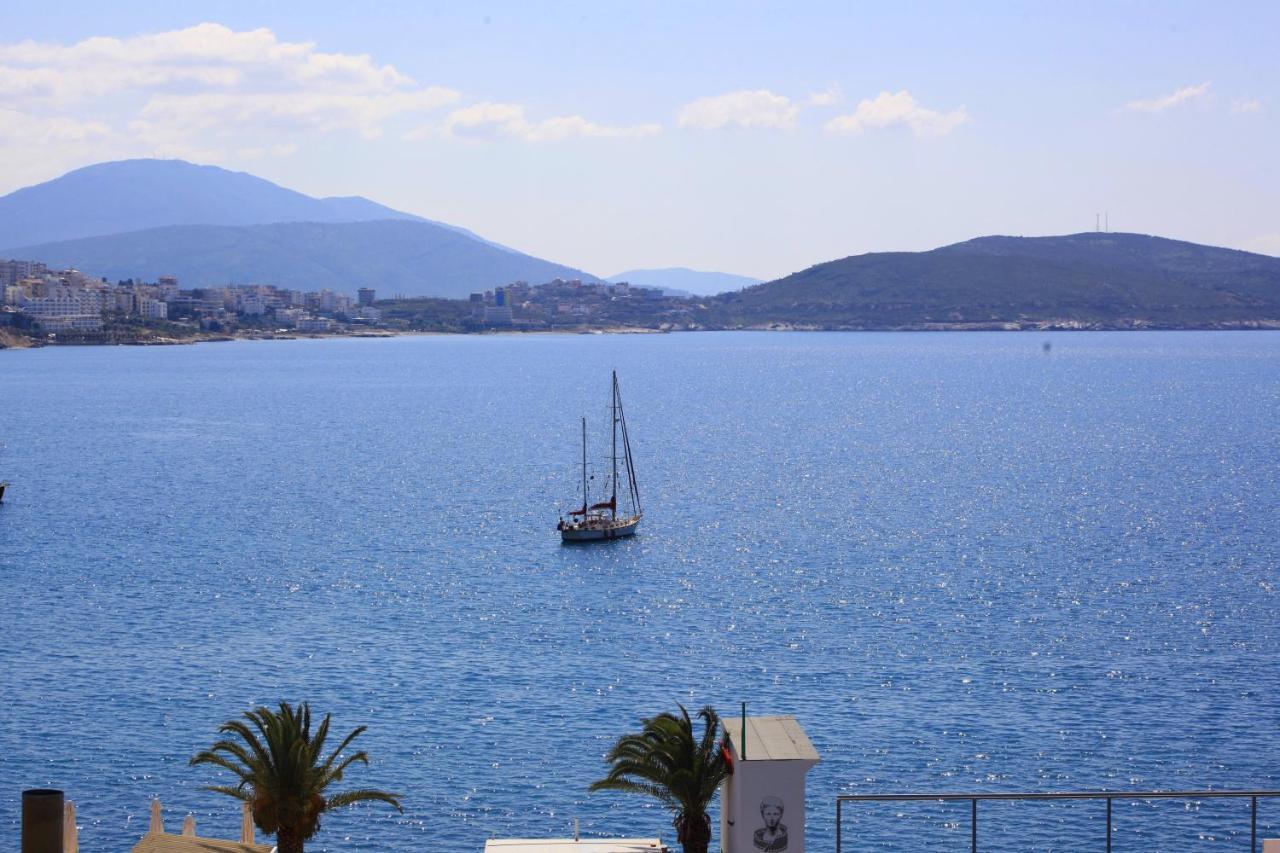 Hotel Real Sarandë Esterno foto