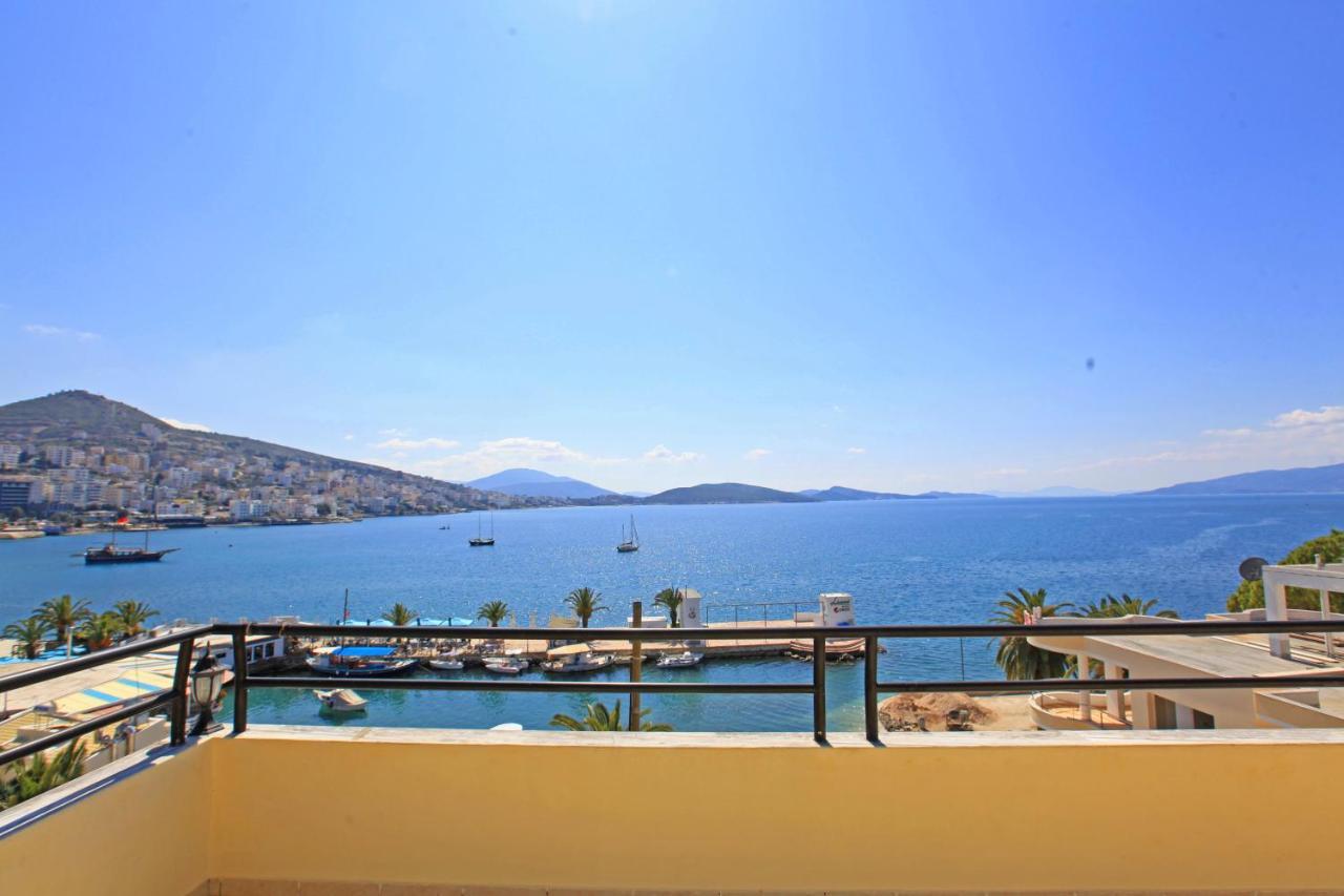 Hotel Real Sarandë Esterno foto