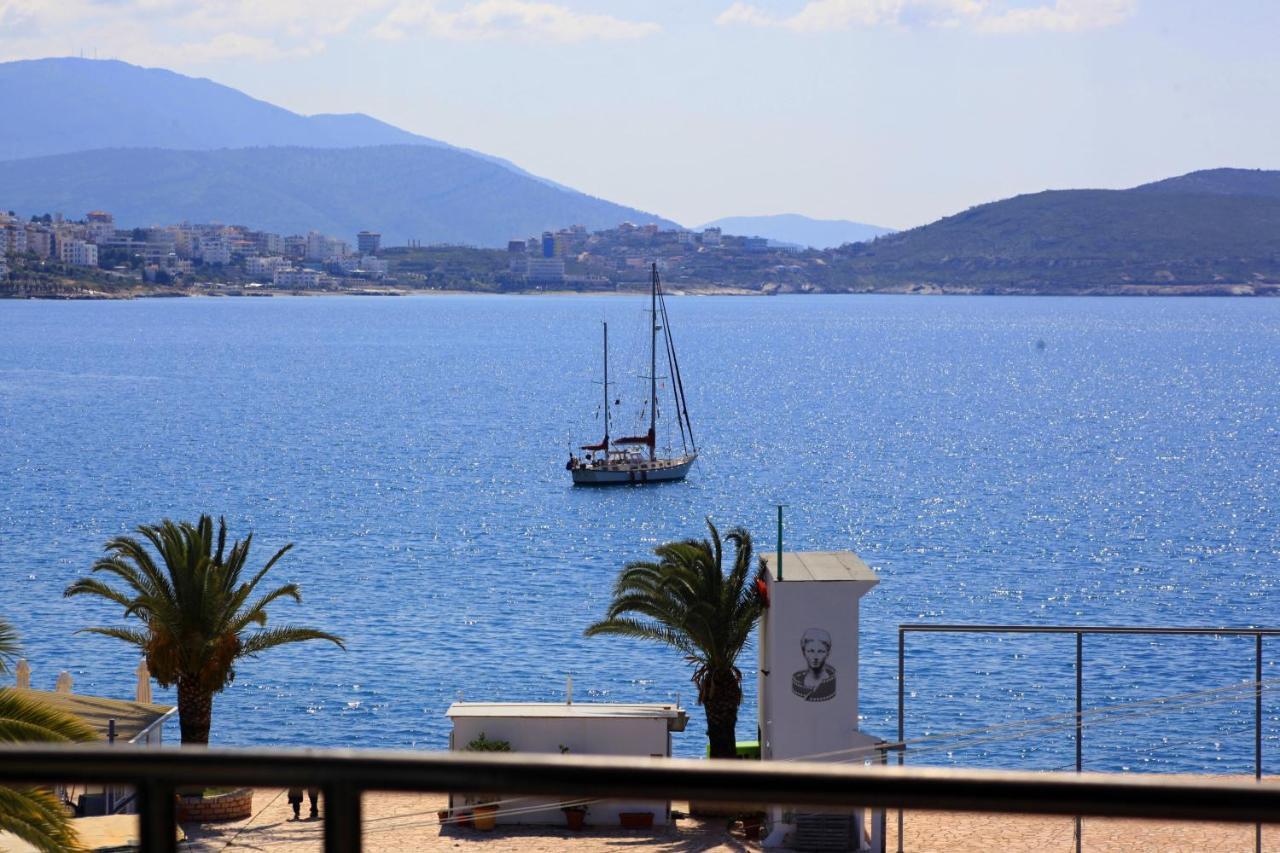 Hotel Real Sarandë Esterno foto