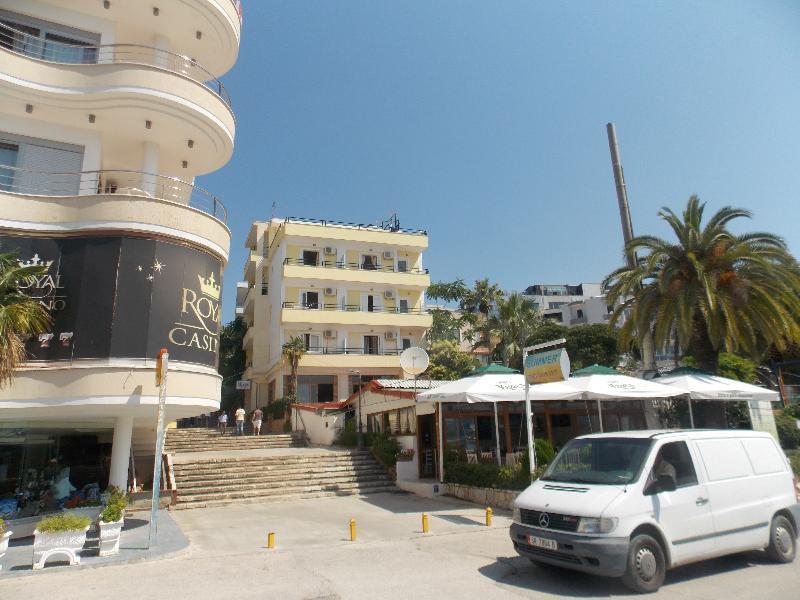 Hotel Real Sarandë Esterno foto