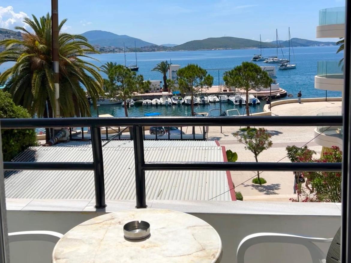 Hotel Real Sarandë Esterno foto